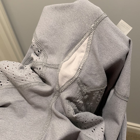 Tonic made in Canada Hot Yoga Style Leggings size S - Picture 9 of 9